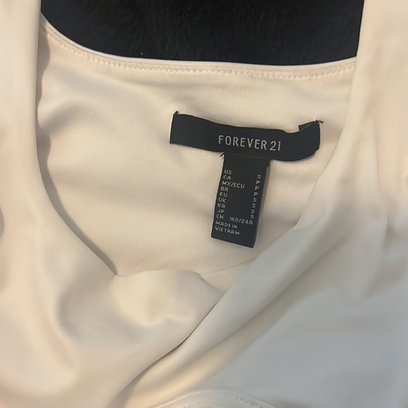 Forever 21 workout top - Picture 2 of 2